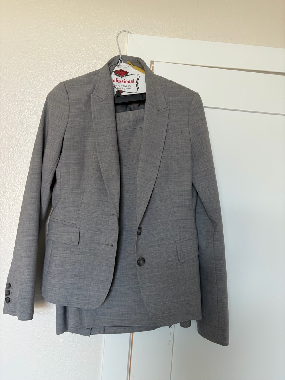 Banana Republic Gray Women's Tailored Blazer